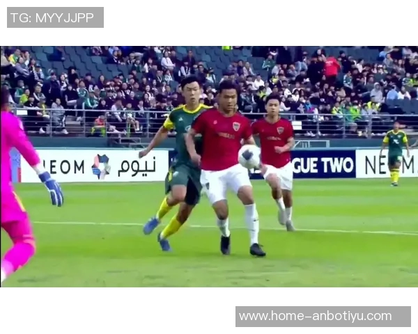 全北现代与广州恒大激战在即谁能在亚冠赛场上笑到最后