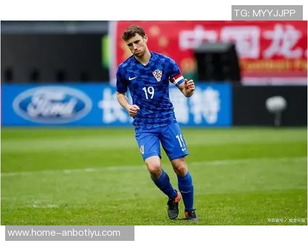 哥兹塔比迎战强敌展现实力全力争胜的精彩对决分析